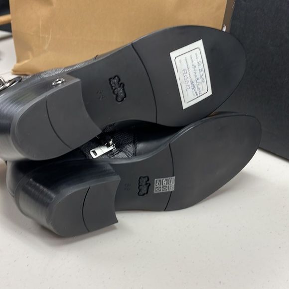 Coach signature Deni LTR Bootie - Picture 7 of 11